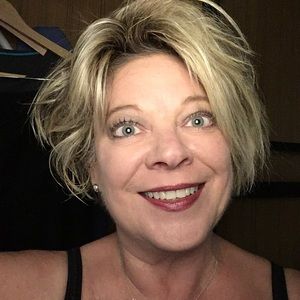 Meet your Posher, Cheryl